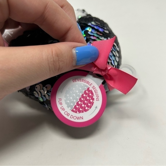 Sketchers Panda Sequin Cozy Socks Girls Size L/XL Black and Cute with Pink Bow - Picture 8 of 8